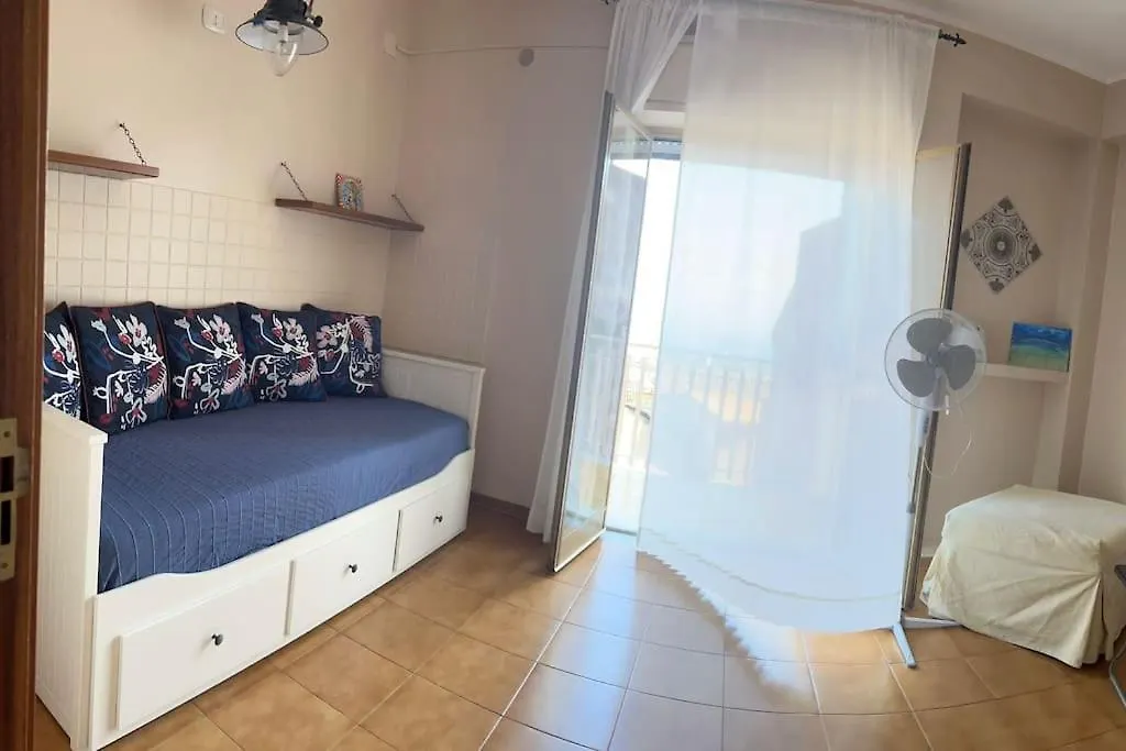 Apartment Casa Ultreia, Appartamento Aci Castello Italy